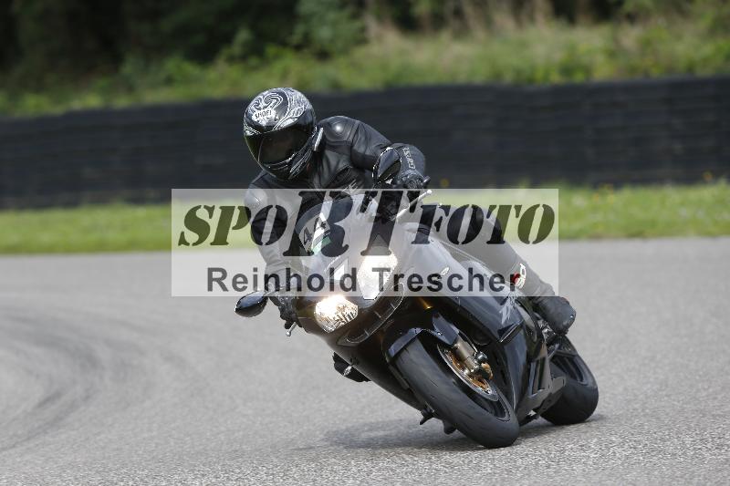 /53 16.09.2025 Track Day Domi Aegerter ADR/Gruppe gruen/44